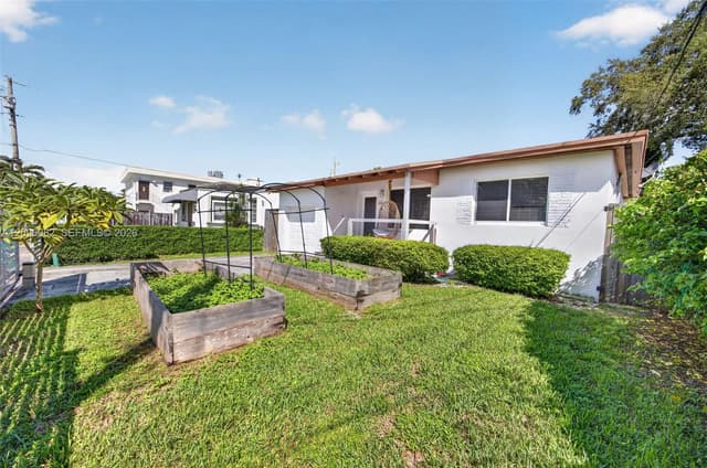2611 SW 19th Ter, Miami FL 33145 - Miami, FL - Photo 7