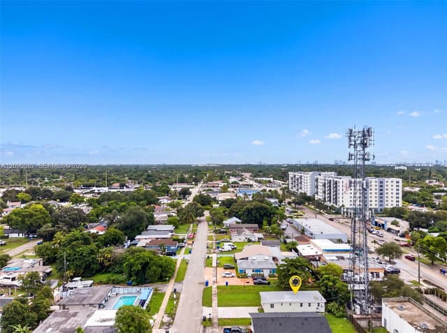 6136 Grant St, Hollywood FL 33024 - Hollywood, FL - Photo 6