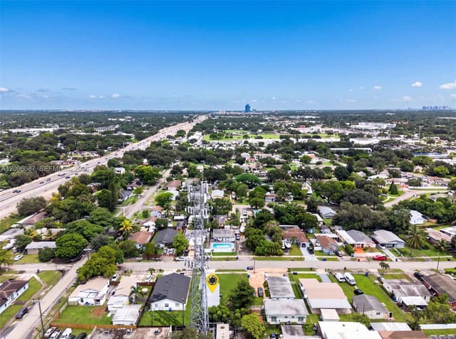 6136 Grant St, Hollywood FL 33024 - Hollywood, FL - Photo 7