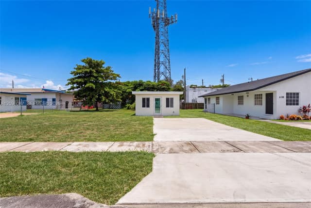 6136 Grant St, Hollywood FL 33024 - Hollywood, FL - Photo 3