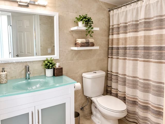 2425 SW 27th Ave # 1401, Miami FL 33145 - Miami, FL - Photo 4