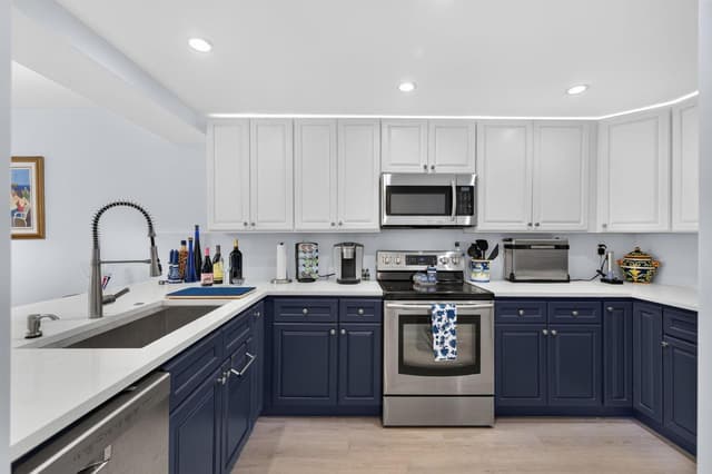 8 Royal Palm Way Unit 104, Boca Raton FL 33432 - Boca Raton, FL - Photo 4