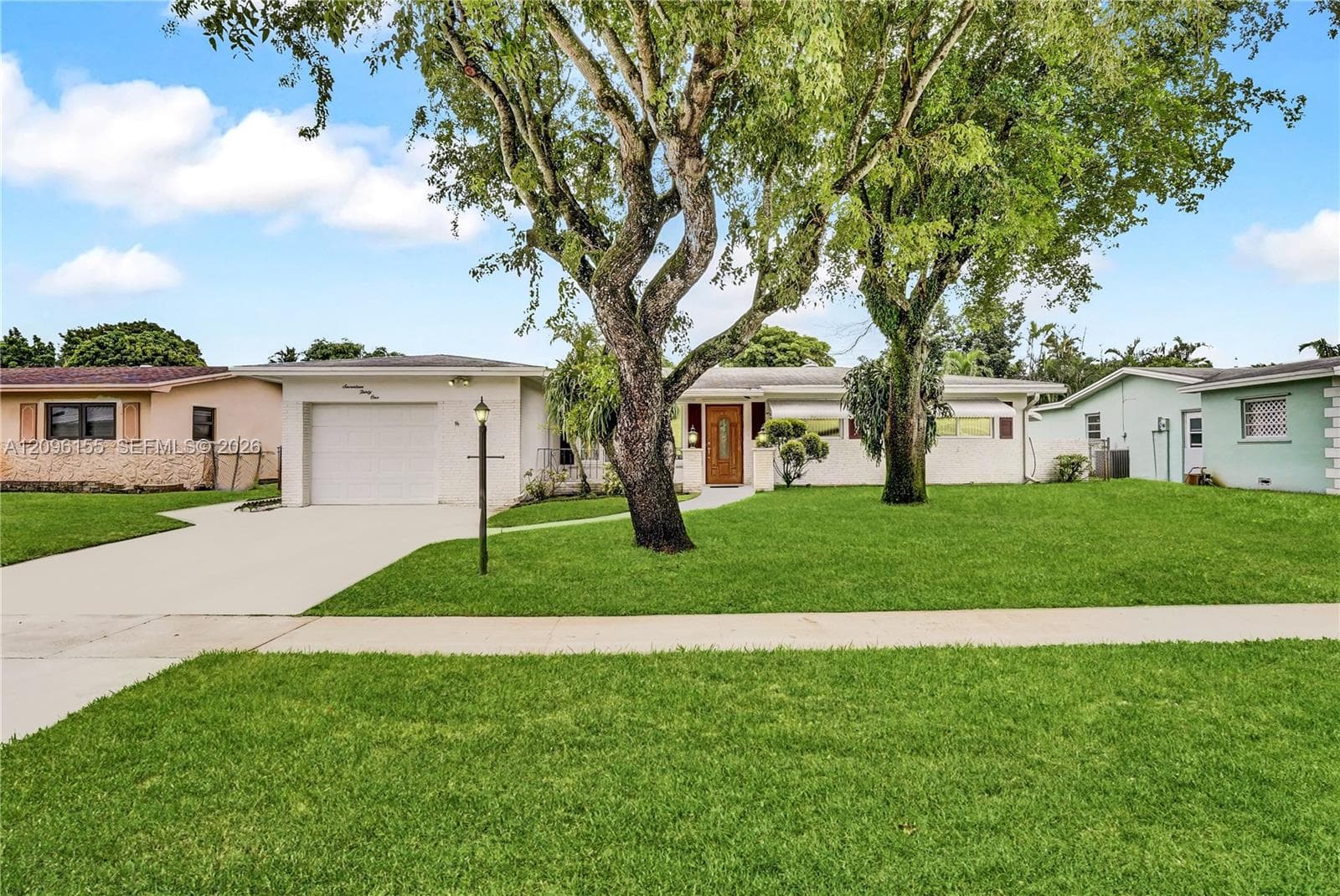 1731 NW 86th Ave, Pembroke Pines FL 33024 - Pembroke Pines, FL - Photo 1