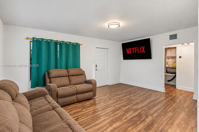 710 NE 142nd St, North Miami FL 33161 - North Miami, FL - Photo 4