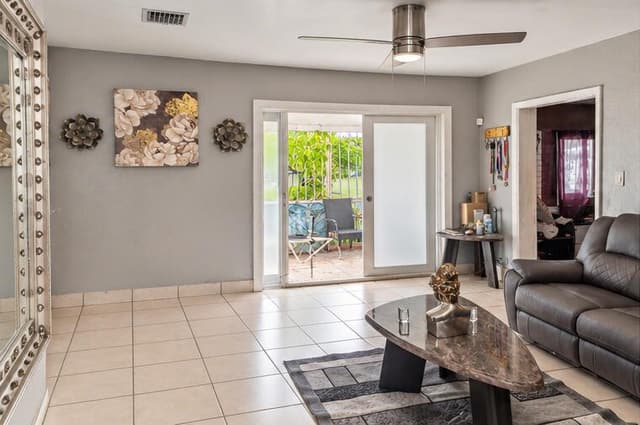 4301 SW 28TH Street, West Park FL 33023 - West Park, FL - Photo 5