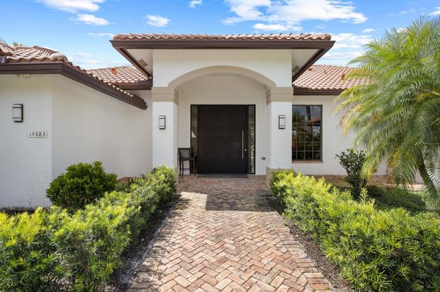 14883 Equestrian Way, Wellington FL 33414 - Wellington, FL - Photo 4