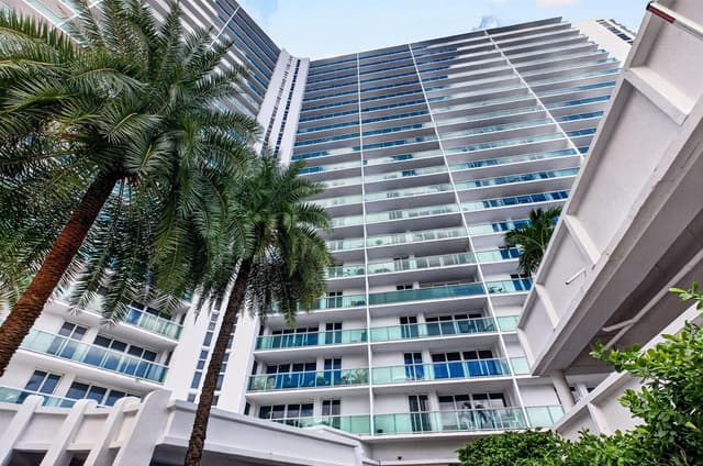 100 BAYVIEW Drive # 620, Sunny Isles Beach FL 33160 - Sunny Isles Beach, FL - Photo 2
