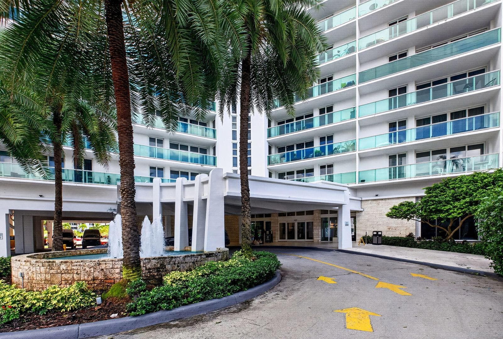 100 BAYVIEW Drive # 620, Sunny Isles Beach FL 33160 - Sunny Isles Beach, FL - Photo 1