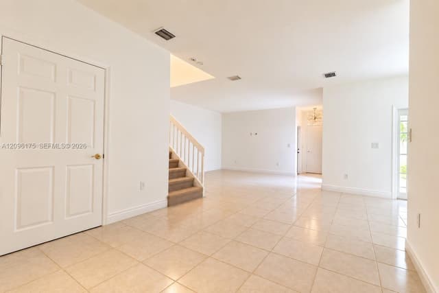 1601 Yellowheart Way, Hollywood FL 33019 - Hollywood, FL - Photo 7
