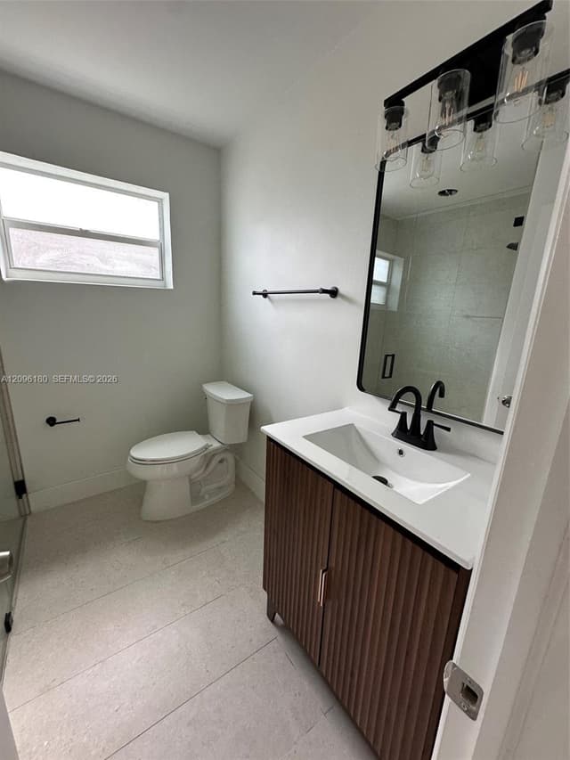 3608 Island Dr, Miramar FL 33023 - Miramar, FL - Photo 6