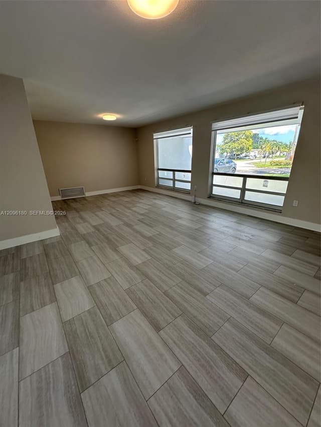 3608 Island Dr, Miramar FL 33023 - Miramar, FL - Photo 3