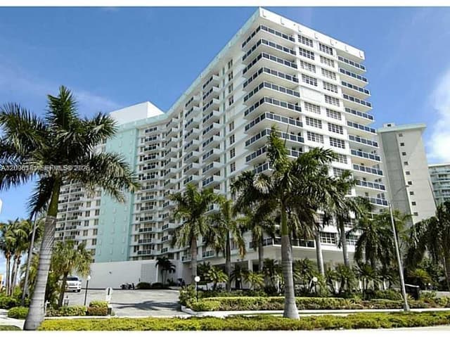 3725 S Ocean Dr # 405, Hollywood FL 33019 - Hollywood, FL - Photo 3