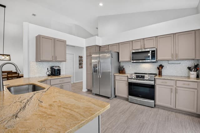 4819 Gateway Gardens Drive, Boynton Beach FL 33436 - Boynton Beach, FL - Photo 6