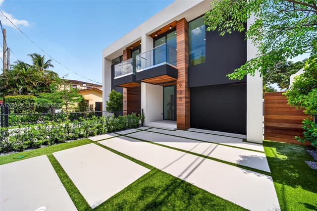 925 SW 10th Ave, Miami FL 33130 - Miami, FL - Photo 7