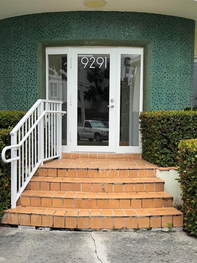9291 W Bay Harbor Drive # 8, Bay Harbor Islands FL 33154 - Bay Harbor Islands, FL - Photo 2