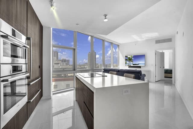 851 NE 1ST Avenue # 1002, Miami FL 33132 - Miami, FL - Photo 3