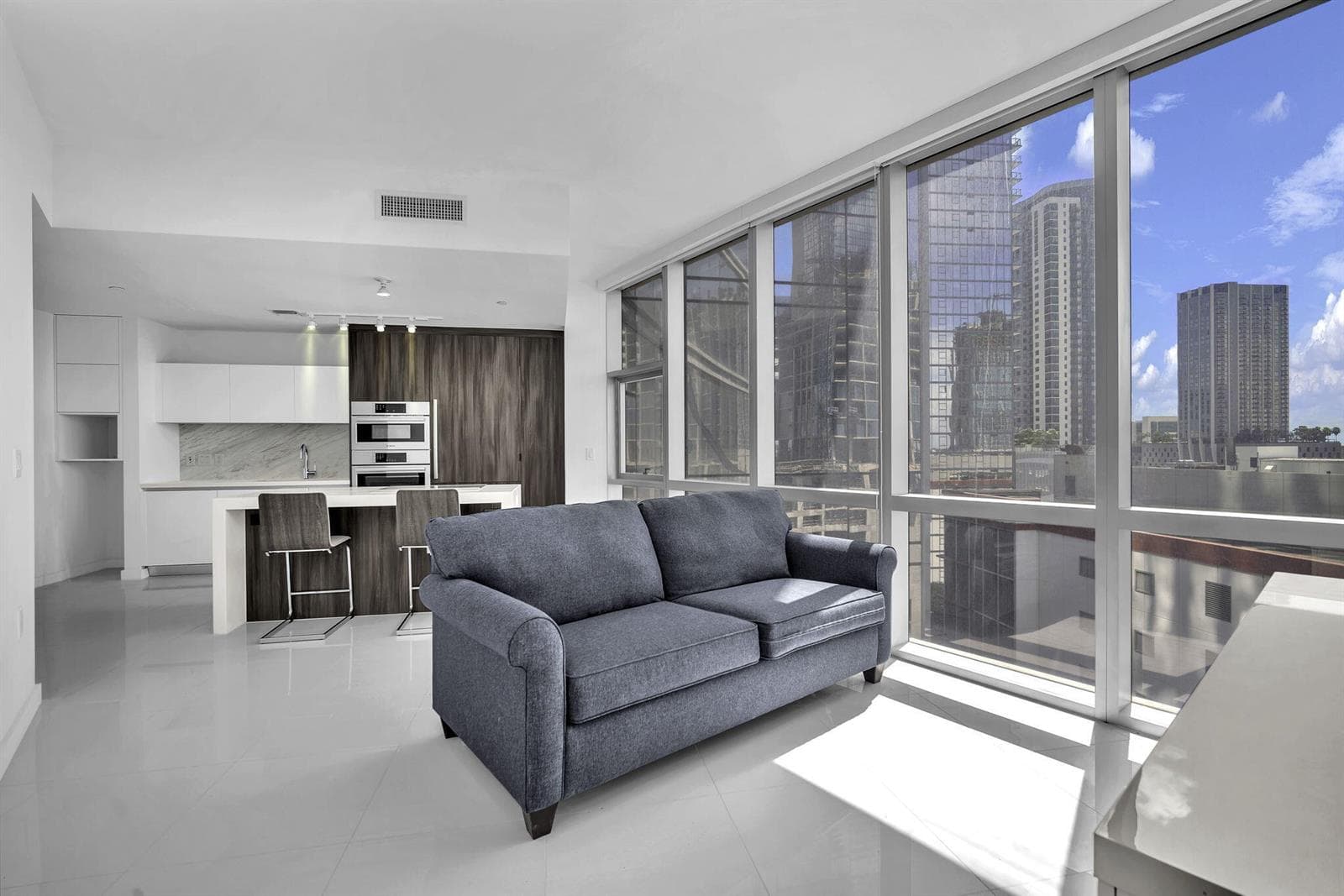 851 NE 1ST Avenue # 1002, Miami FL 33132 - Miami, FL - Photo 1