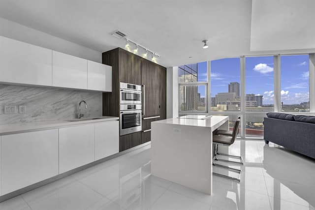851 NE 1ST Avenue # 1002, Miami FL 33132 - Miami, FL - Photo 4