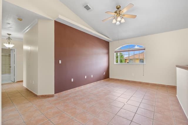 7520 W 20TH Avenue # 206, Hialeah FL 33016 - Hialeah, FL - Photo 5