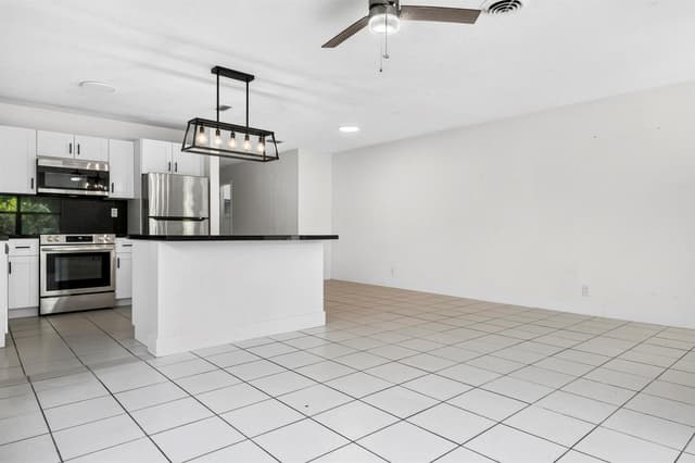 1515 NW 8TH Avenue, Fort Lauderdale FL 33311 - Fort Lauderdale, FL - Photo 7