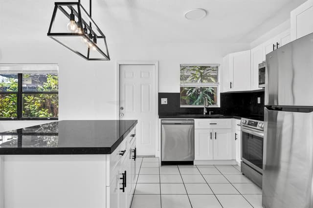 1515 NW 8TH Avenue, Fort Lauderdale FL 33311 - Fort Lauderdale, FL - Photo 4