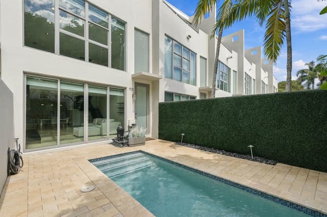 1703 NE 5TH Court # 1703, Fort Lauderdale FL 33301 - Fort Lauderdale, FL - Photo 3