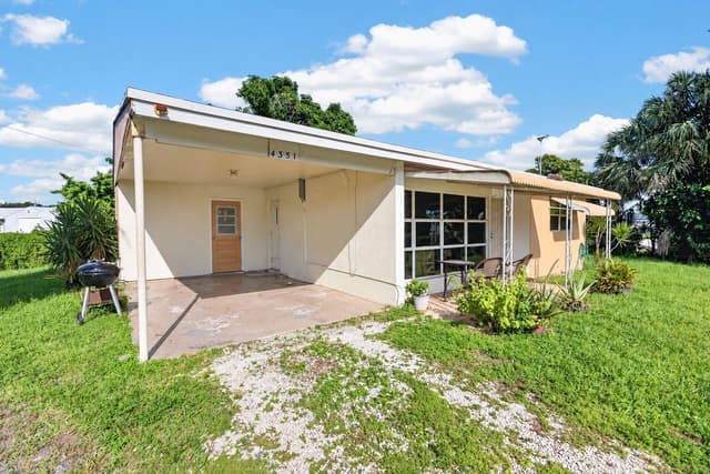4351 Colt Lane, West Palm Beach FL 33406 - West Palm Beach, FL - Photo 3