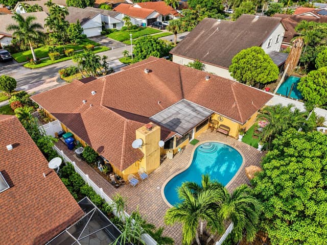 7430 NW 49TH Street, Lauderhill FL 33319 - Lauderhill, FL - Photo 2