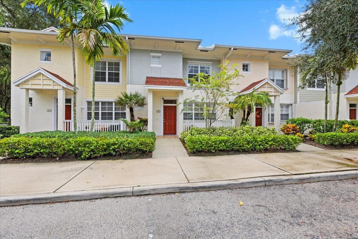 776 DAKOTA Drive # 102, Jupiter FL 33458