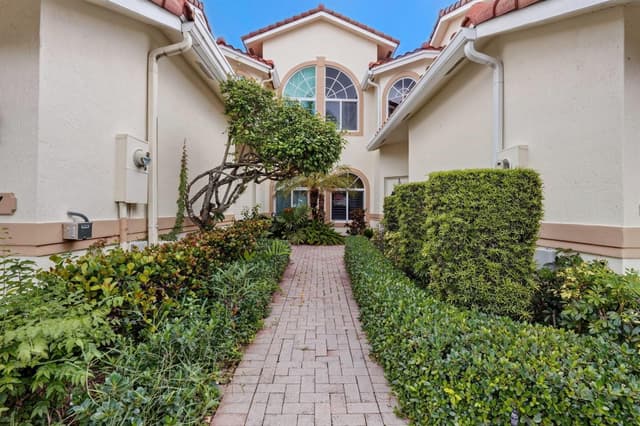457 W PALM AIRE Drive # 457, Pompano Beach FL 33069 - Pompano Beach, FL - Photo 3