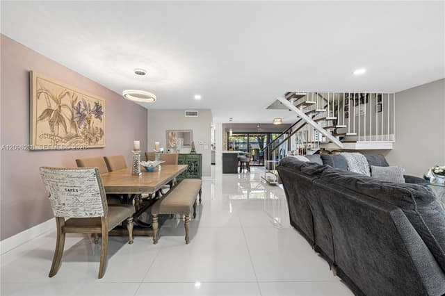 6526 Kendale Lakes Dr # 1410, Miami FL 33183 - Miami, FL - Photo 4