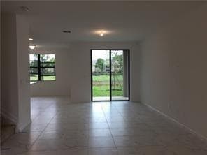 335 NW 33RD Lane, Pompano Beach FL 33069 - Pompano Beach, FL - Photo 5