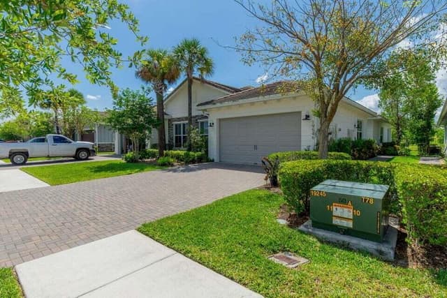 19546 Weathervane Way, Loxahatchee FL 33470 - Loxahatchee, FL - Photo 3