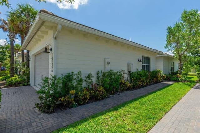 19546 Weathervane Way, Loxahatchee FL 33470 - Loxahatchee, FL - Photo 4