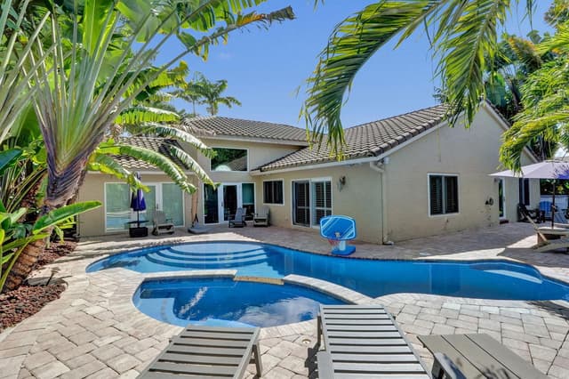9645 E Tree Tops Court, Davie FL 33328 - Davie, FL - Photo 3