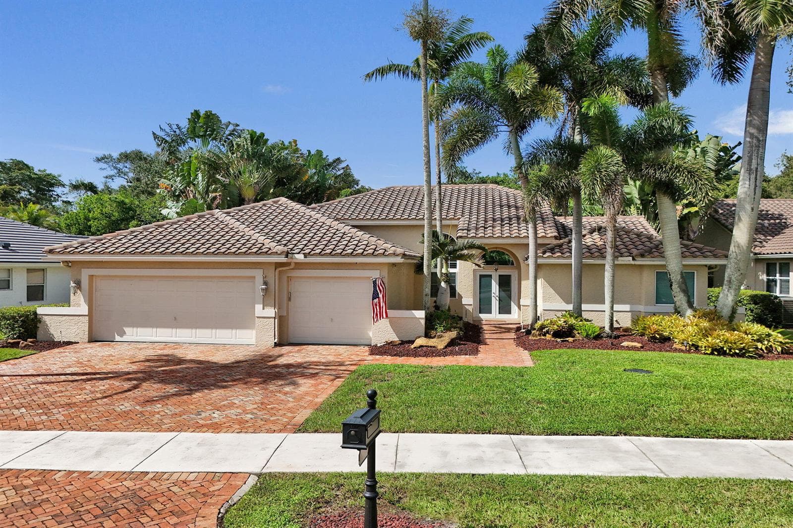 9645 E Tree Tops Court, Davie FL 33328 - Davie, FL - Photo 1