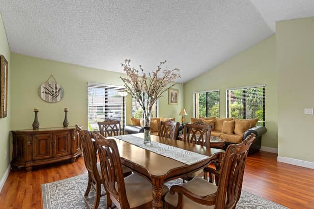 4051 SW 82ND Terrace, Davie FL 33328 - Davie, FL - Photo 6