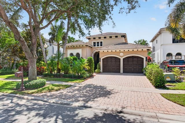 17835 LAKE AZURE Way, Boca Raton FL 33496 - Boca Raton, FL - Photo 2