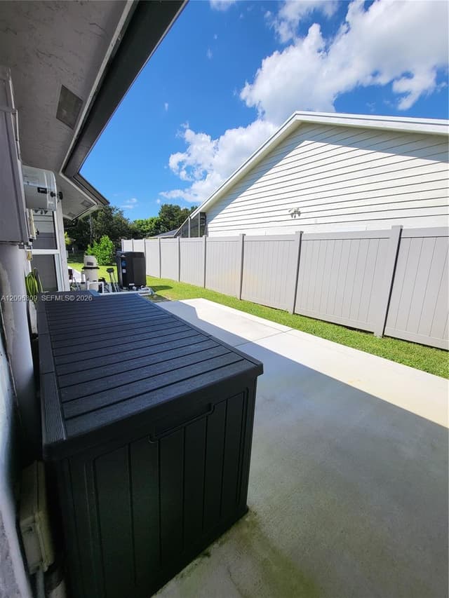 712 Juniper Pl, Wellington FL 33414 - Wellington, FL - Photo 4