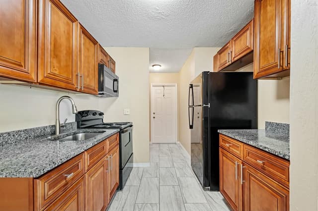 816 NE 22ND Street, Belle Glade FL 33430 - Belle Glade, FL - Photo 7
