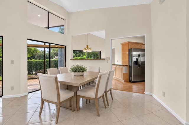 23363 Water Circle, Boca Raton FL 33486 - Boca Raton, FL - Photo 5