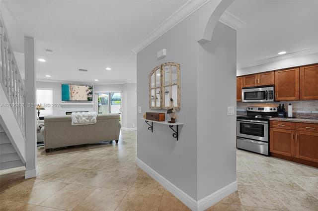 10807 Cypress Glen Dr # 10807, Coral Springs FL 33071 - Coral Springs, FL - Photo 4