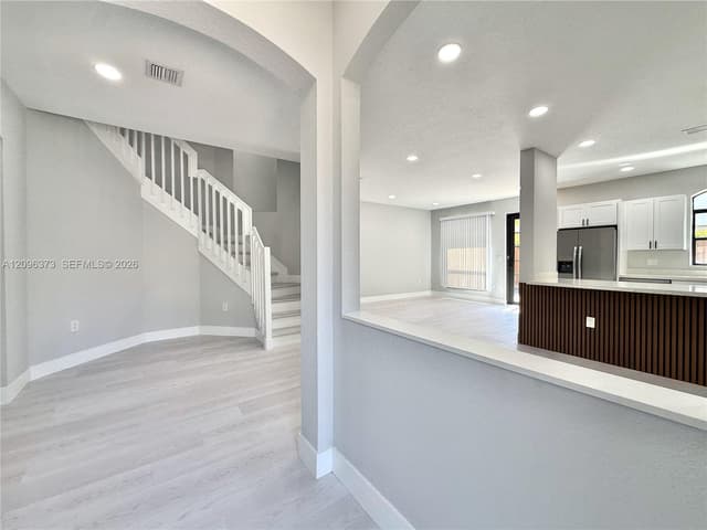 10392 NW 31st Ter, Doral FL 33172 - Doral, FL - Photo 7