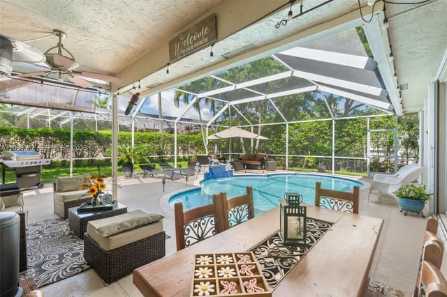 4960 NW 106th Ave, Coral Springs FL 33076 - Coral Springs, FL - Photo 2