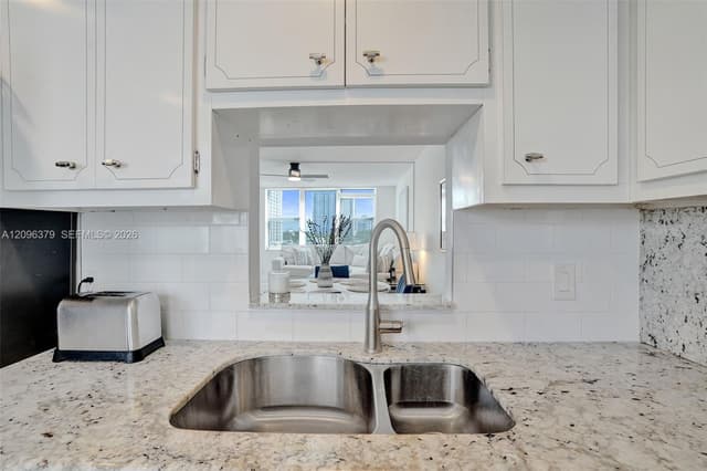 201 N Ocean Blvd # 503, Pompano Beach FL 33062 - Pompano Beach, FL - Photo 5