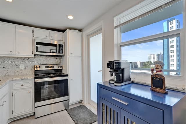 201 N Ocean Blvd # 503, Pompano Beach FL 33062 - Pompano Beach, FL - Photo 4