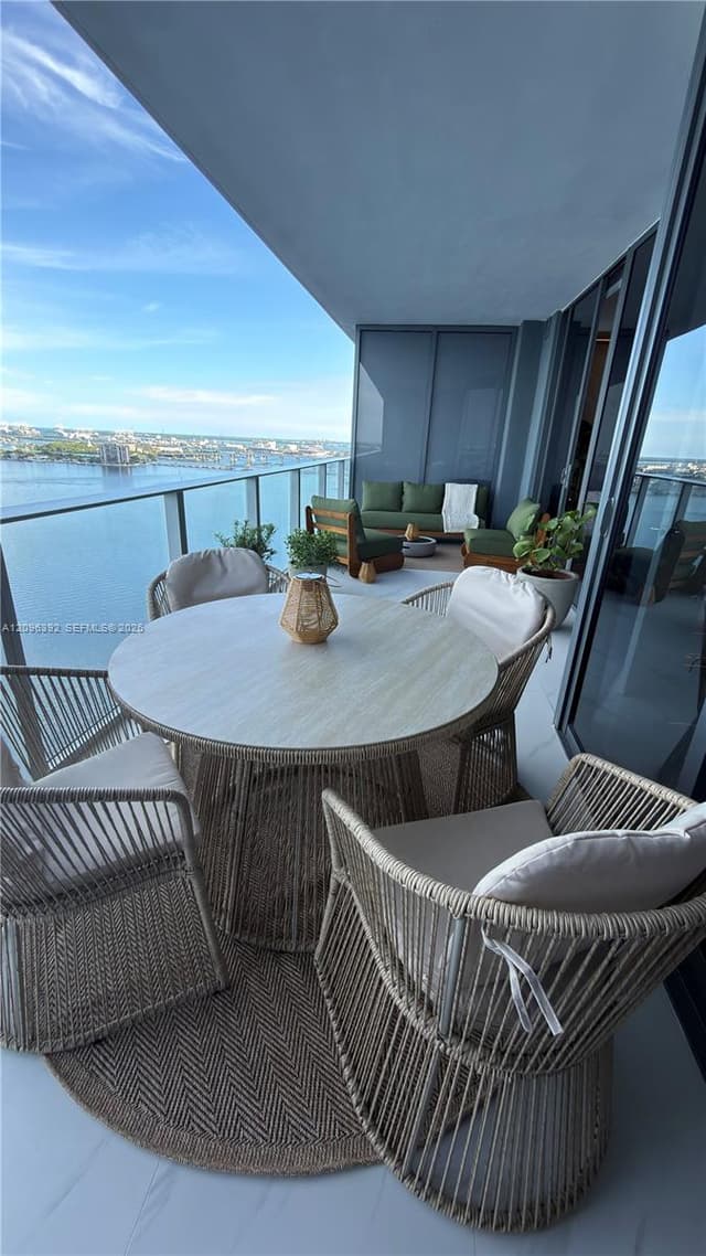 700 NE 24 st # 2106, Miami FL 33137 - Miami, FL - Photo 3