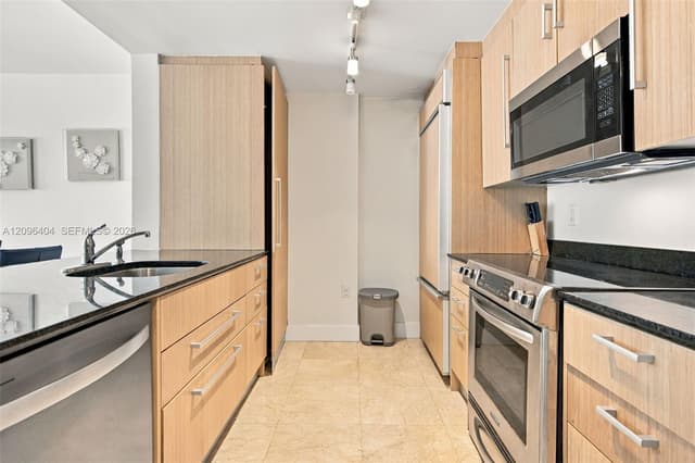 10275 Collins Ave # 1412, Bal Harbour FL 33154 - Bal Harbour, FL - Photo 7
