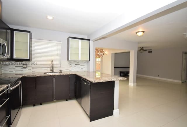 14 Chestnut Cir, Cooper City FL 33026 - Cooper City, FL - Photo 6