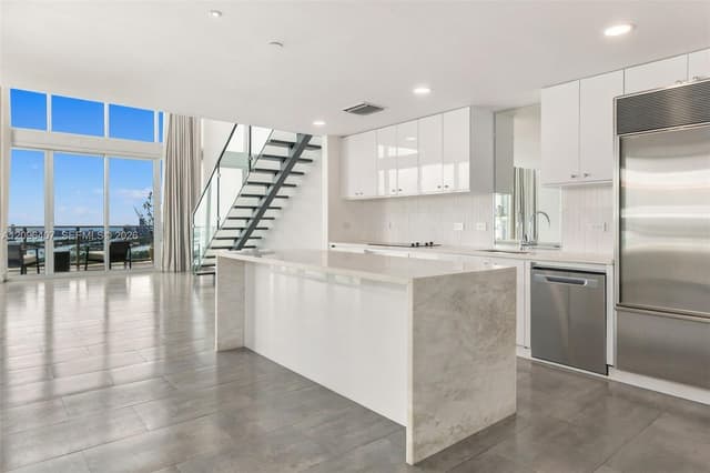 1040 Biscayne Blvd # 3704, Miami FL 33132 - Miami, FL - Photo 6
